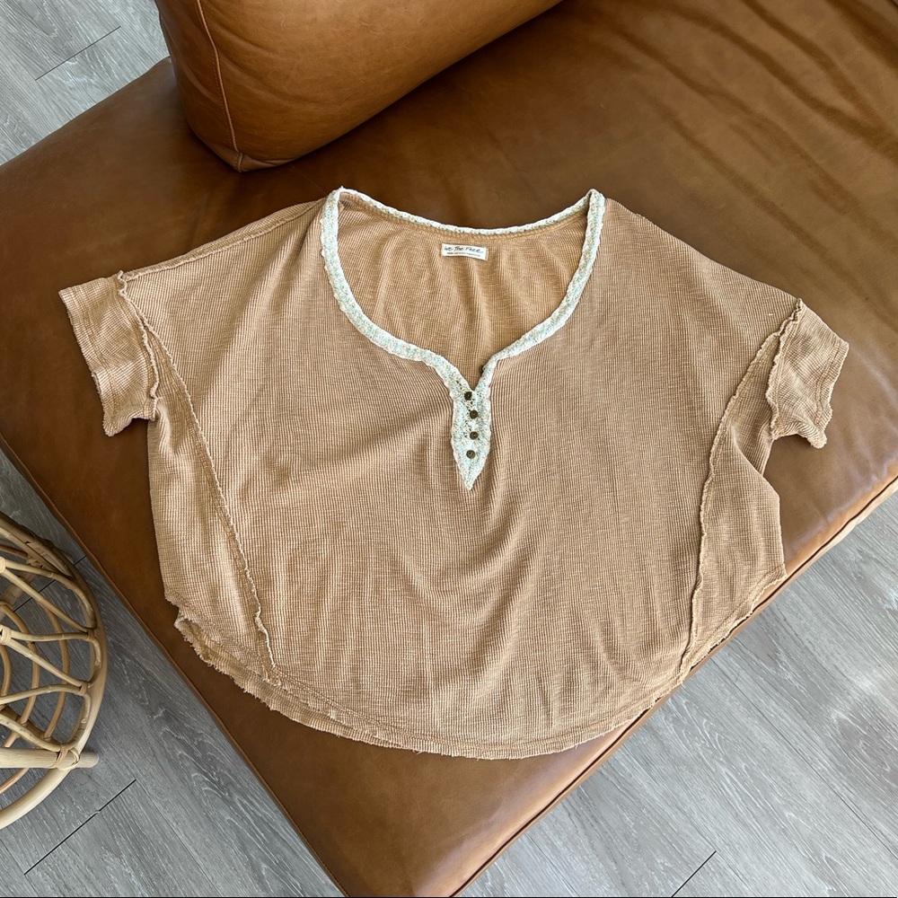 Like new Free People Crochet Short Sleeve Thermal Size S